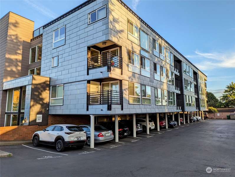 3501 SW Holden ST #306, Seattle, WA 98126