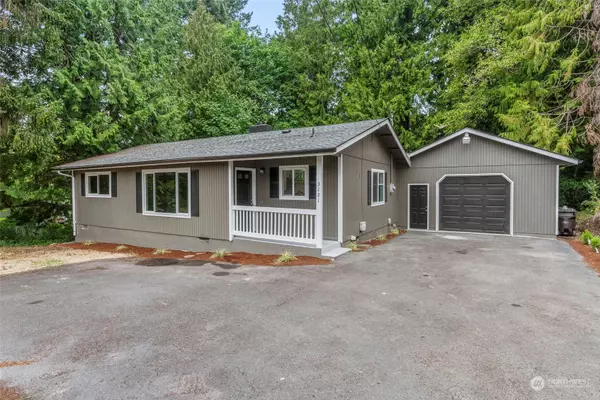 3121 Laurel RD, Longview, WA 98632