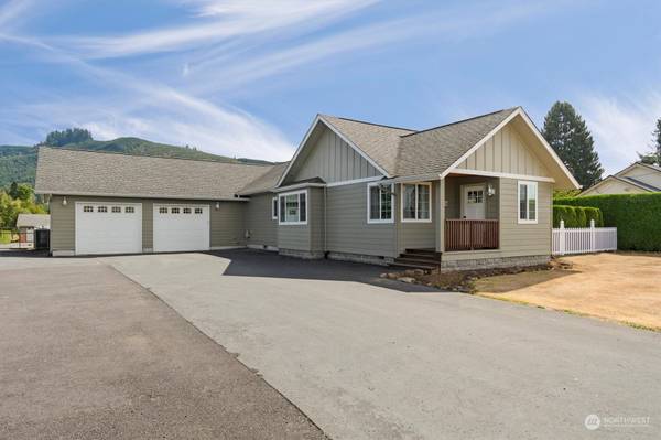 4606 Pleasant Hill RD, Kelso, WA 98626