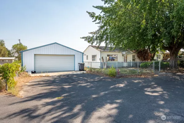 179 Warden AVE NW, Soap Lake, WA 98851