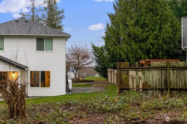 Port Orchard, WA 98366,2439 Cedar ST E