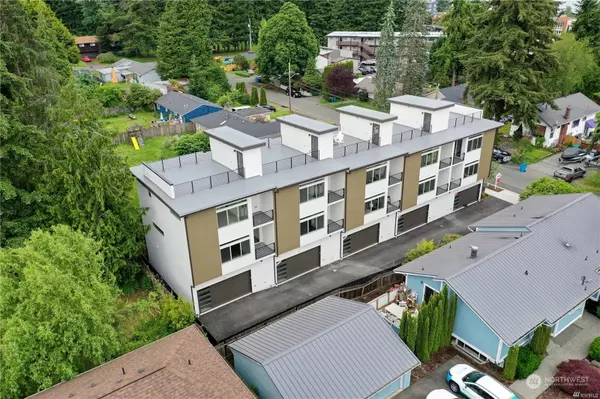 14709 32nd AVE NE #E, Shoreline, WA 98155