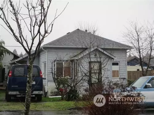 1124 E 2nd ST, Cosmopolis, WA 98537