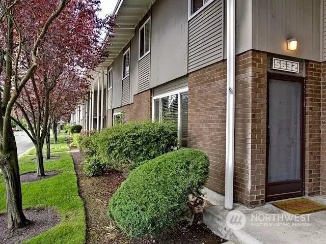 Bellevue, WA 98006,5632 123rd AVE SE #13