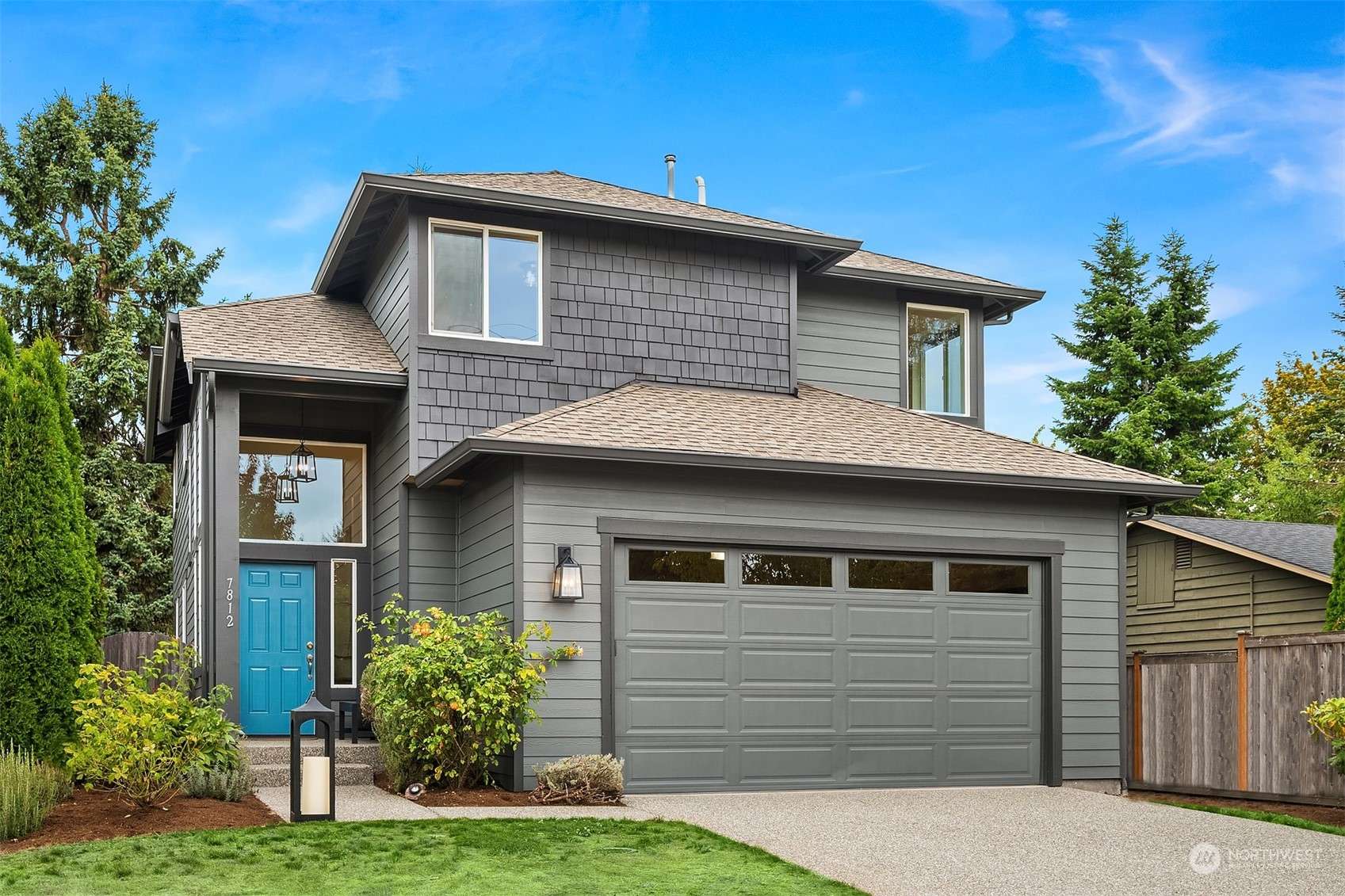7812 NE 143rd ST, Kirkland, WA 98034