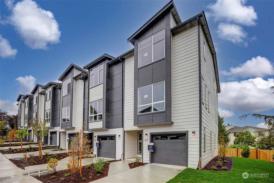 15008 40th AVE W #B1, Lynnwood, WA 98087