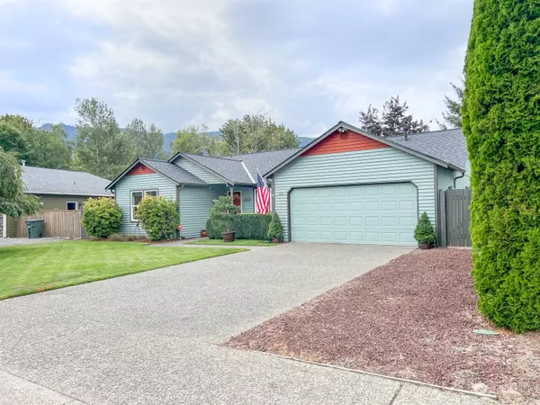 385 Merritt PL NE, North Bend, WA 98045