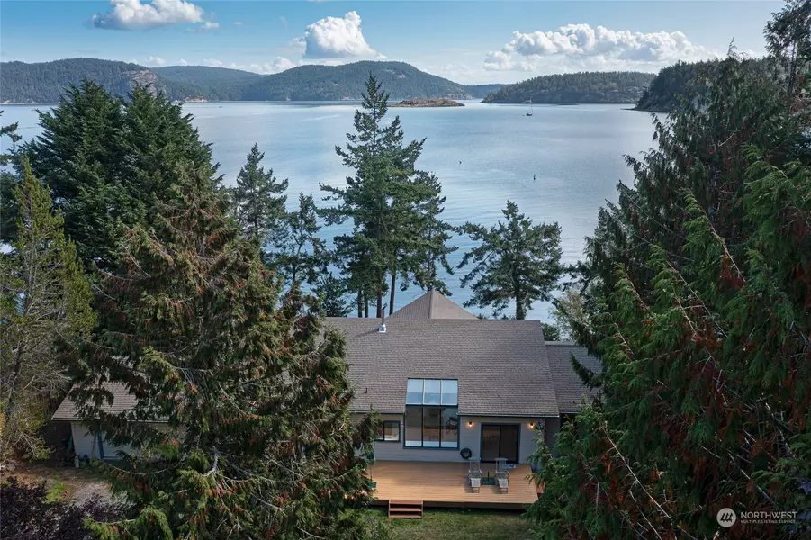 1045 Port Stanley RD, Lopez Island, WA 98261