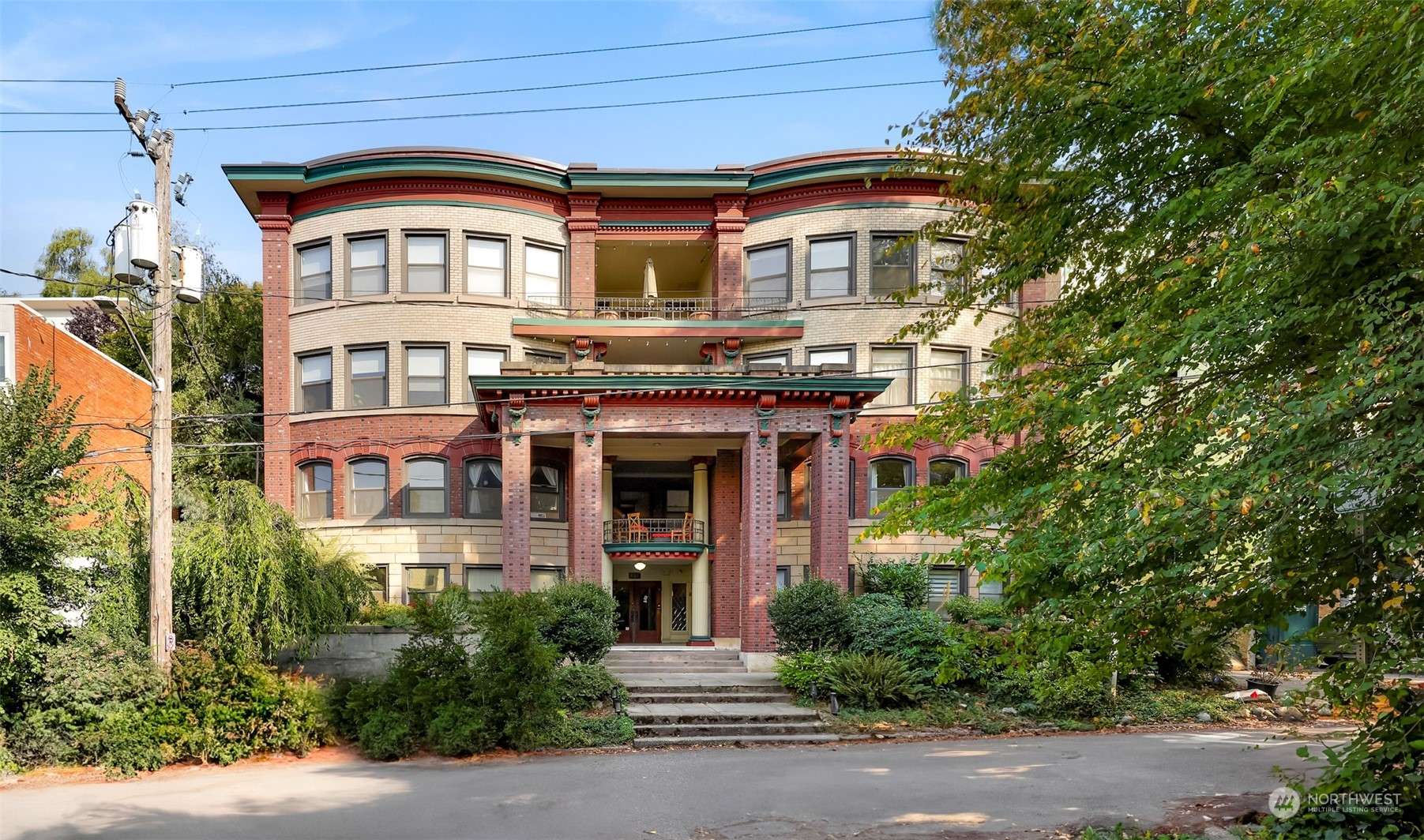 626 13th AVE E #R, Seattle, WA 98102