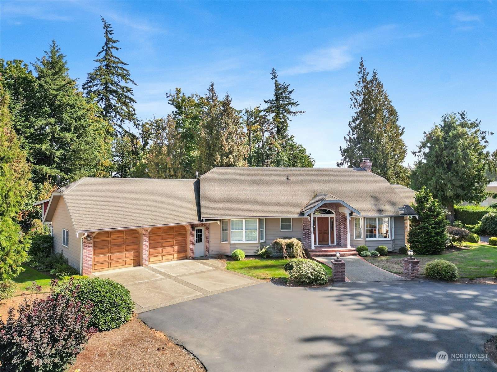 8740 Berthusen RD, Lynden, WA 98264