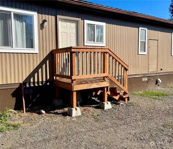 38 Hurd RD #32, Elma, WA 98541