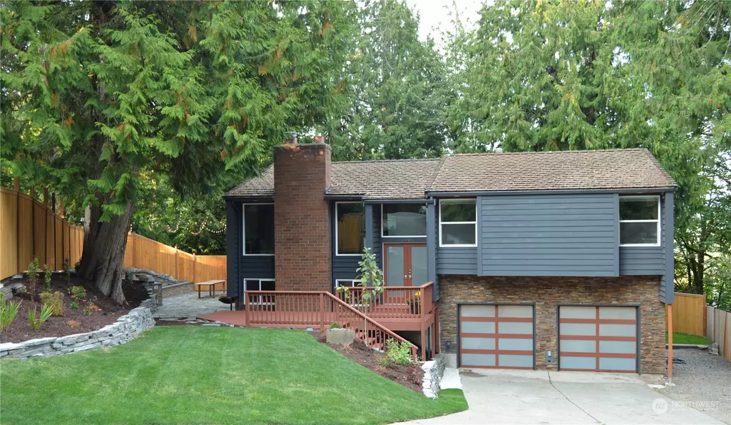 7916 147th AVE NE, Redmond, WA 98052