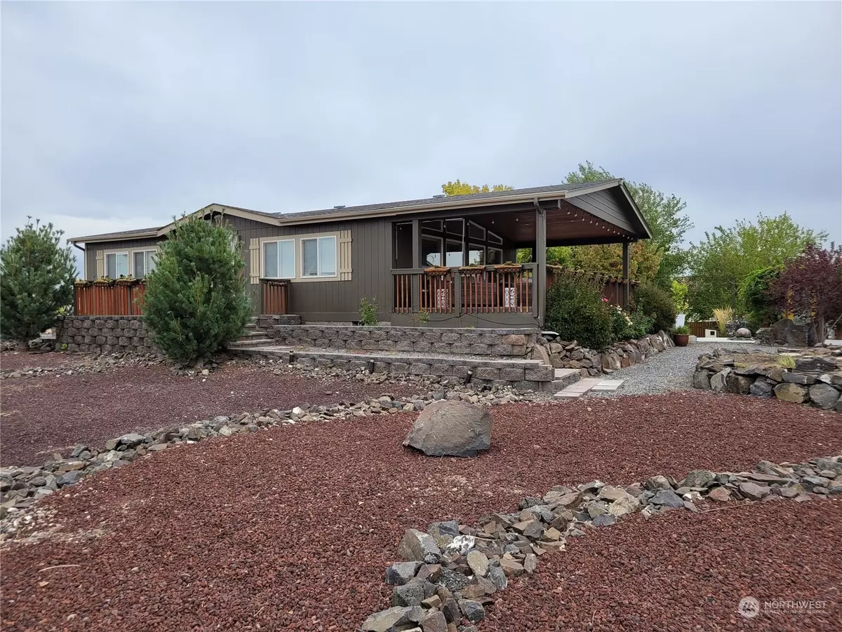 Mattawa, WA 99349,207 Green Laurel Pl SW