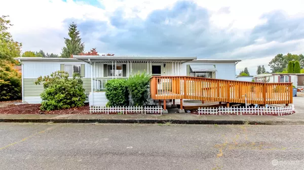 8207 E 38th ST E #13, Edgewood, WA 98371