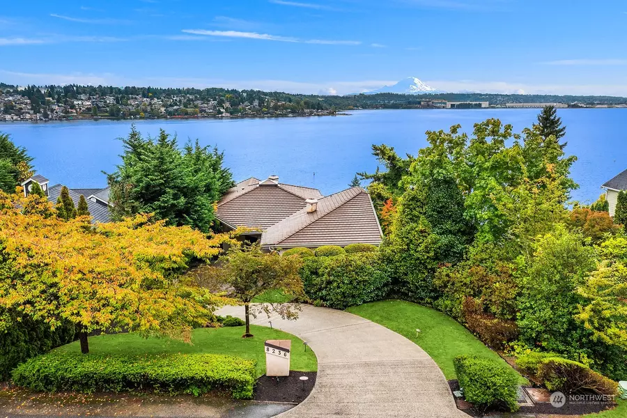 8236 Avalon DR, Mercer Island, WA 98040