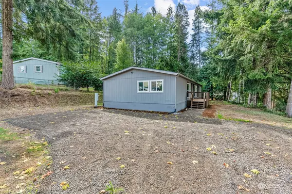 114 Shadywood LN, Kelso, WA 98626