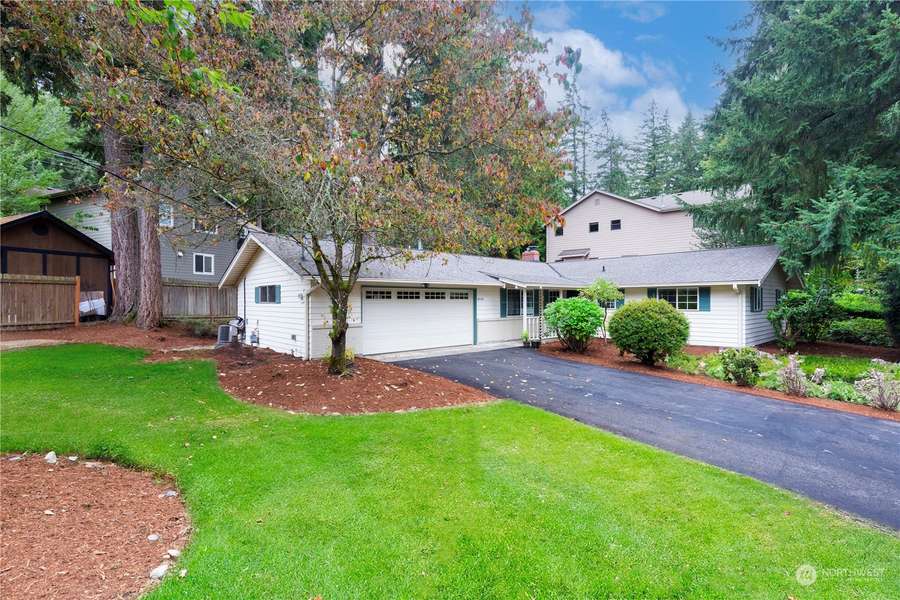 4041 162nd AVE SE, Bellevue, WA 98006