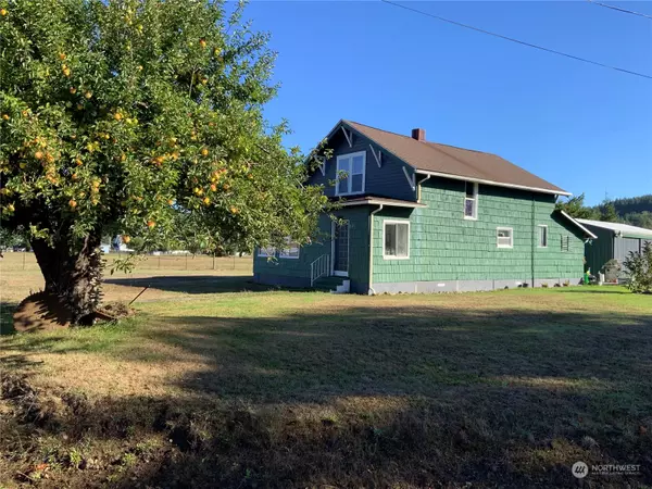 Raymond, WA 98577,1121 Willapa RD