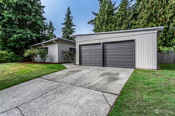 Bellevue, WA 98007,251 153 RD PL SE