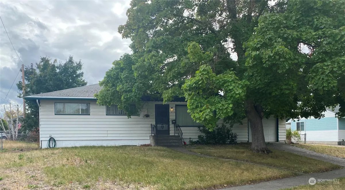 Spokane, WA 99217,3828 E Carlisle