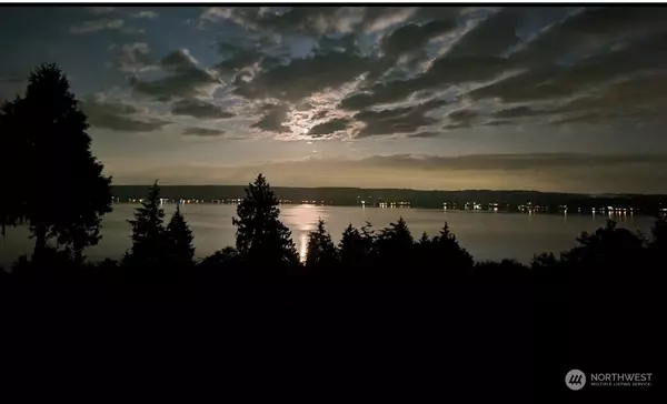 Port Ludlow, WA 98365,784 Thorndyke RD