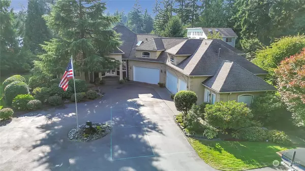 902 184th Avenue Ct E, Lake Tapps, WA 98391