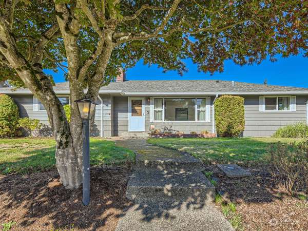 10930 SE 181st ST, Renton, WA 98055