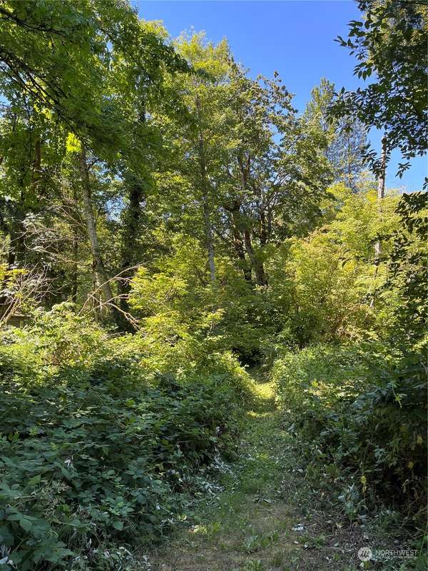 10033 416th AVE SE, North Bend, WA 98045