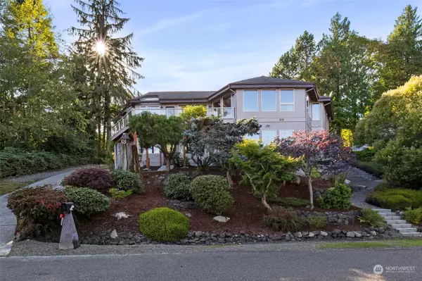 Port Ludlow, WA 98365,81 Montgomery CT