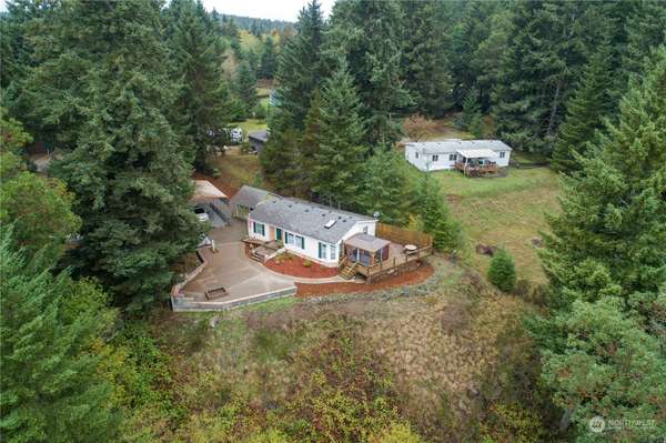 80 NE Bonanza RD, Belfair, WA 98528