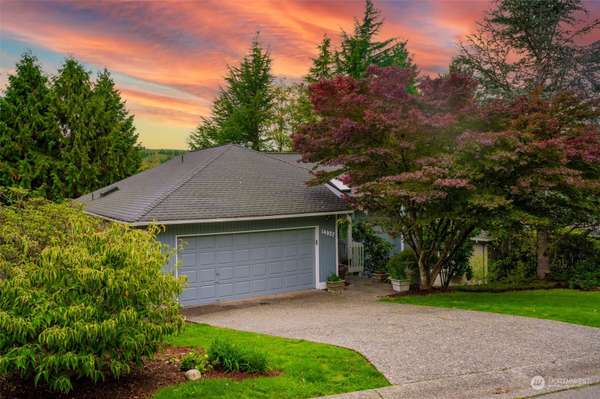 14927 SE 64th ST, Bellevue, WA 98006