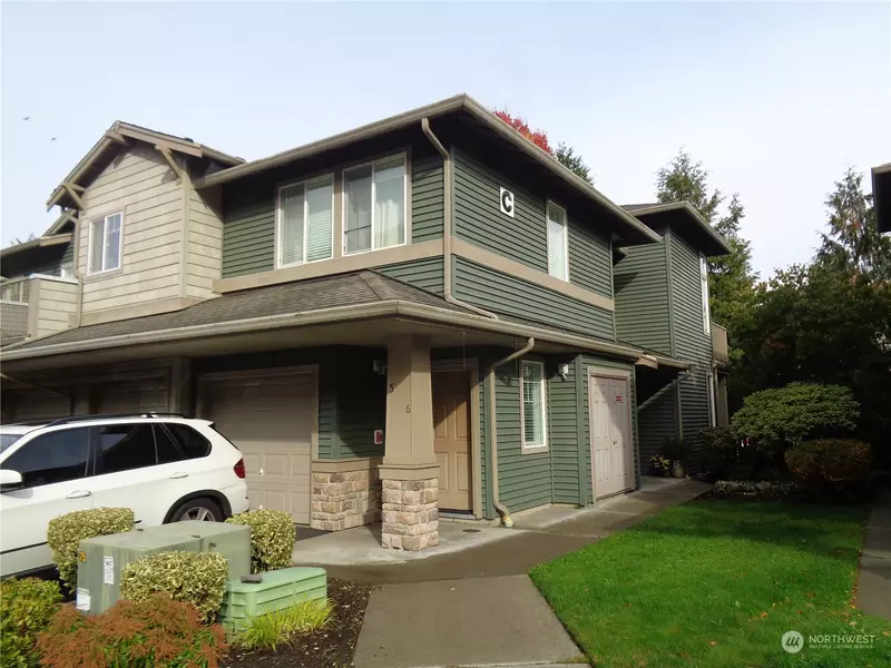 15325 SE 155th PL #C5, Renton, WA 98058