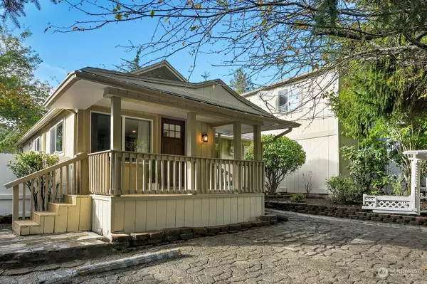 10235 37th PL SW, Seattle, WA 98146
