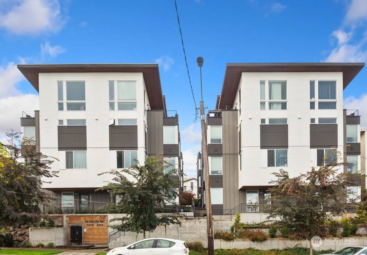 3062 SW Avalon WAY #E, Seattle, WA 98126