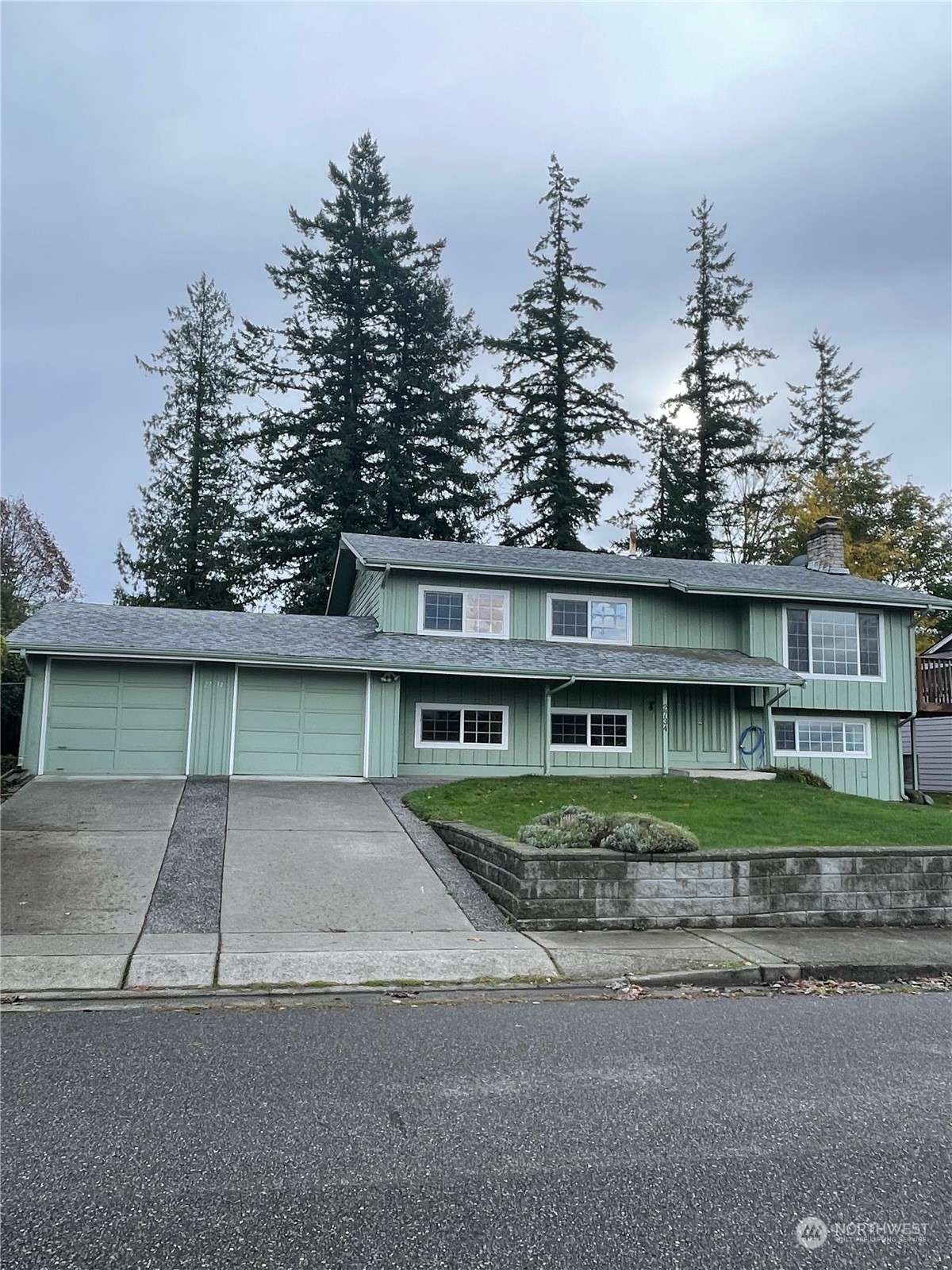 2734 W Crestline DR, Bellingham, WA 98226