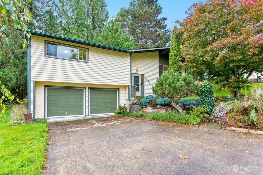 2624 Alvarado DR, Bellingham, WA 98229