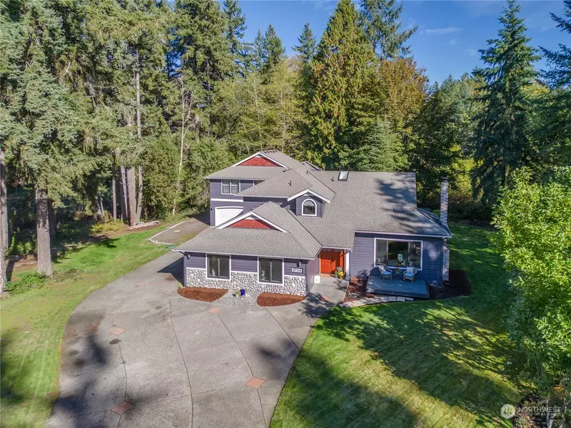 1734 & 1732 Indigo LN NE, Poulsbo, WA 98370