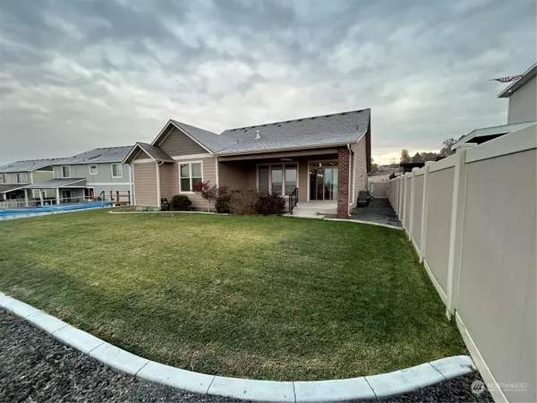 Moses Lake, WA 98837,1800 S Beaumont DR