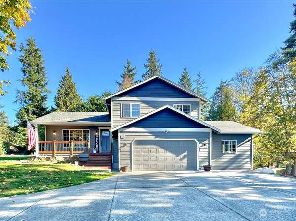 352 Grandview AVE, Camano Island, WA 98282