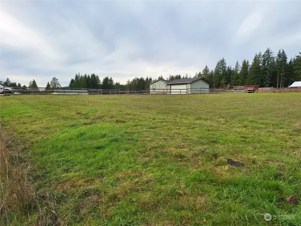 Chehalis, WA 98532,117 Hewitt RD