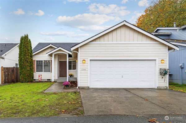 5744 NE Sunflower LN, Bremerton, WA 98311