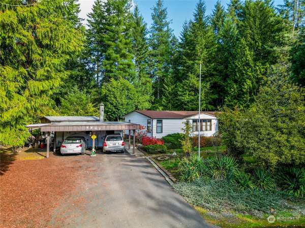 4901 Barbara LN SE, Olalla, WA 98359