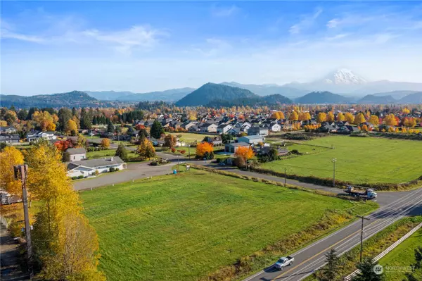 24506 SE 448th ST, Enumclaw, WA 98022