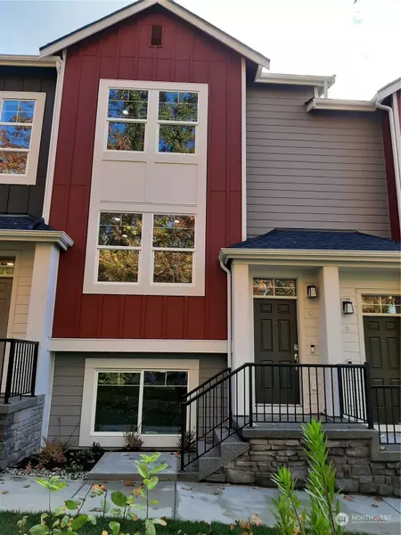 12124 NE 194TH CT #C, Bothell, WA 98011