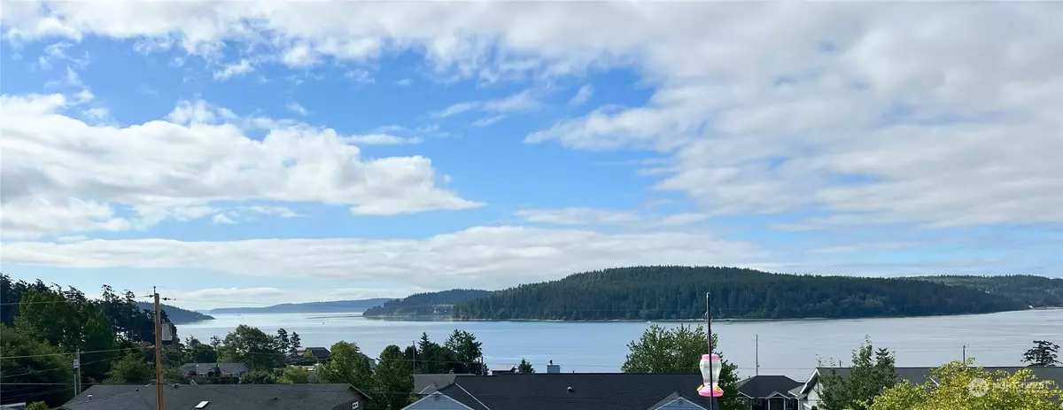 Anacortes, WA 98221,6448 Ivy ST