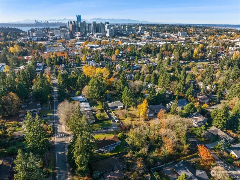 Bellevue, WA 98005