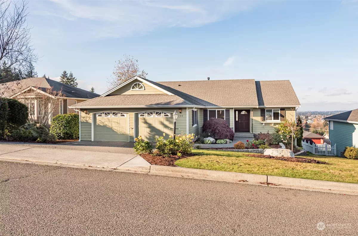 Sequim, WA 98382,190 Coral DR