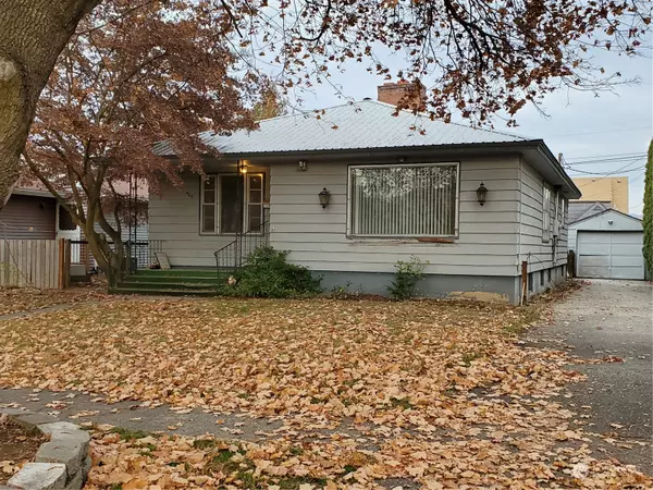 405 Pioneer DR, Wenatchee, WA 98801