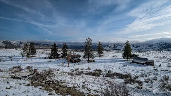 2074 Washington Creek RD, Chelan, WA 98816