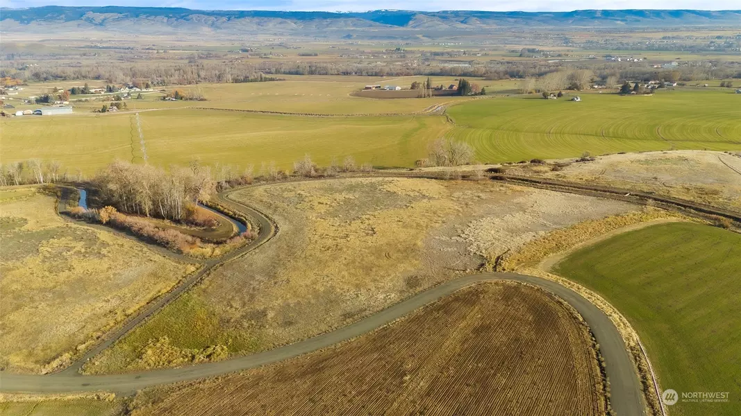 14 A Edge Bluff LOOP, Ellensburg, WA 98926